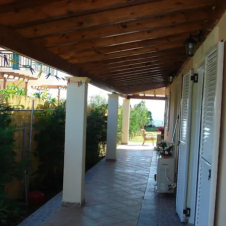 Angela * Paramonas (Corfu)